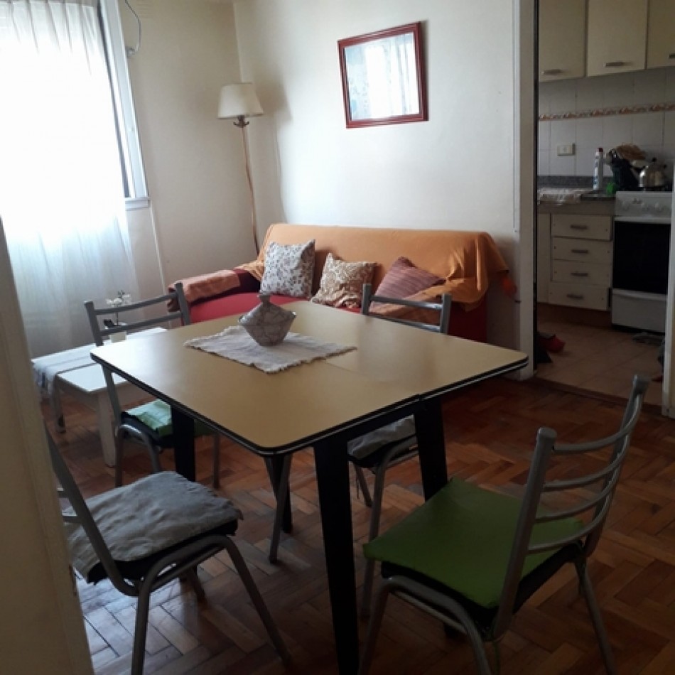 Se Alquila temporal un departamento de 3 ambientes - Palermo