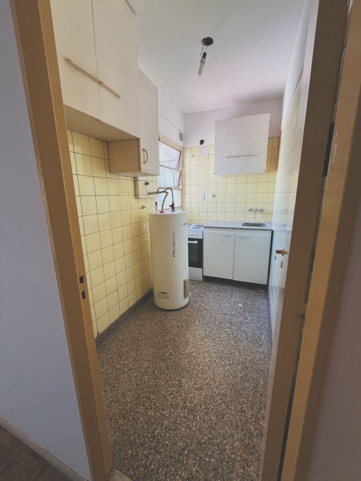 Se alquila un departamento de 2 ambientes - Monserrat