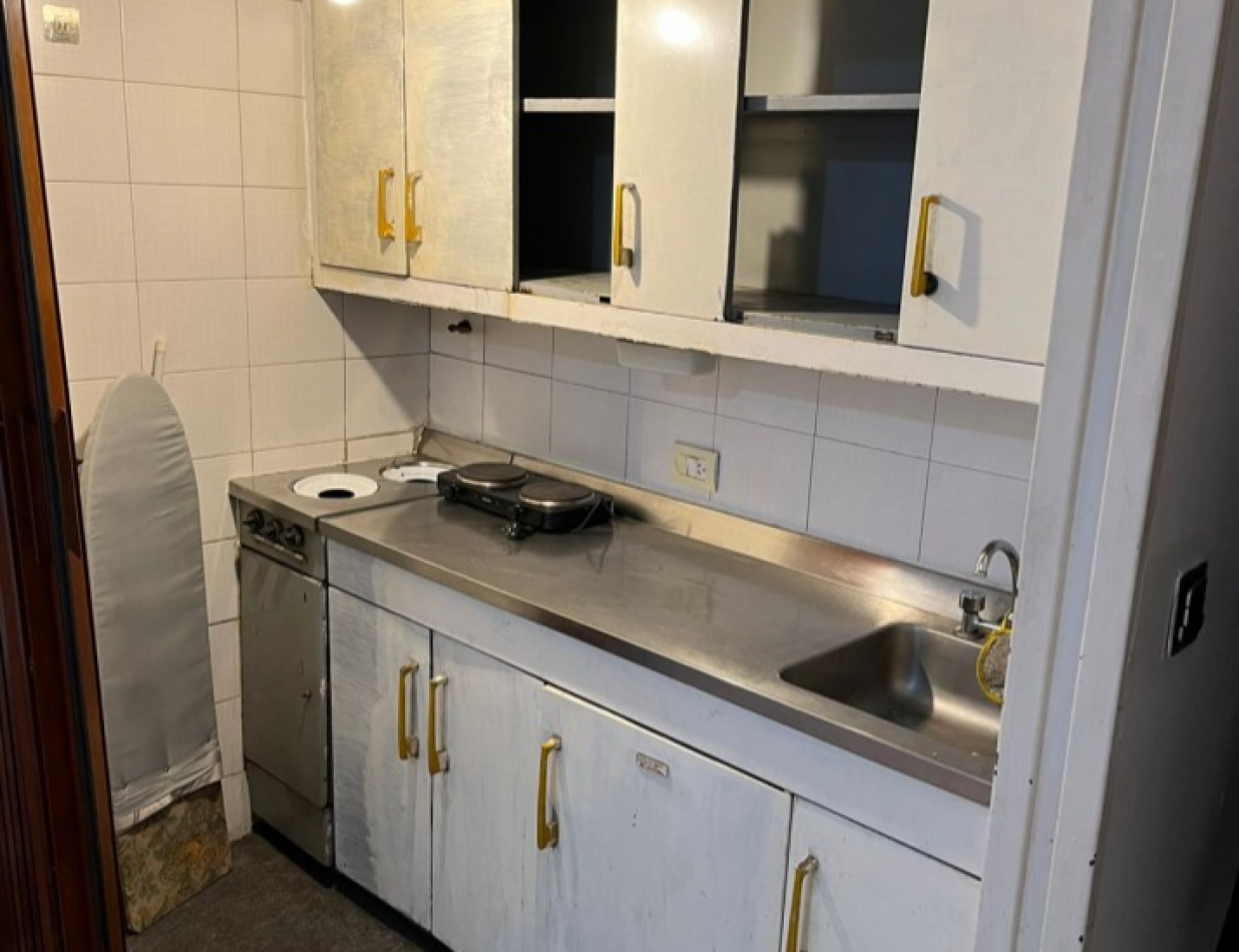 Se vende un departamento monoambiente - Microcentro