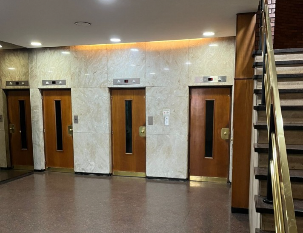 Se vende un departamento monoambiente - Microcentro