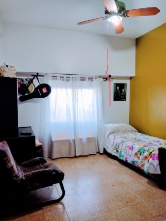 REBAJADO!! Se vende PH de 4 ambientes con garage SIN EXPENSAS