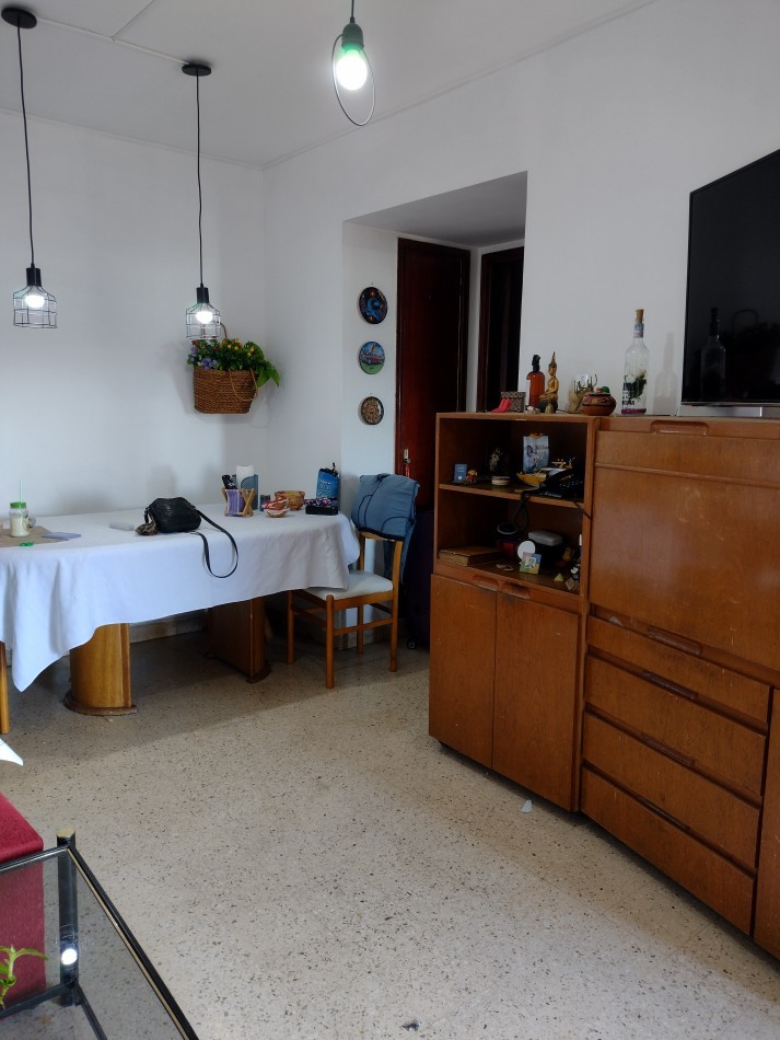 Se alquila un agradable departamento de 2 ambientes con balcon - Parque Patricios 