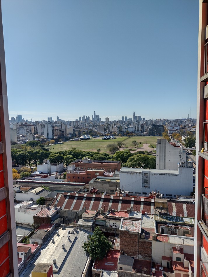Se alquila un agradable departamento de 2 ambientes con balcon - Parque Patricios 