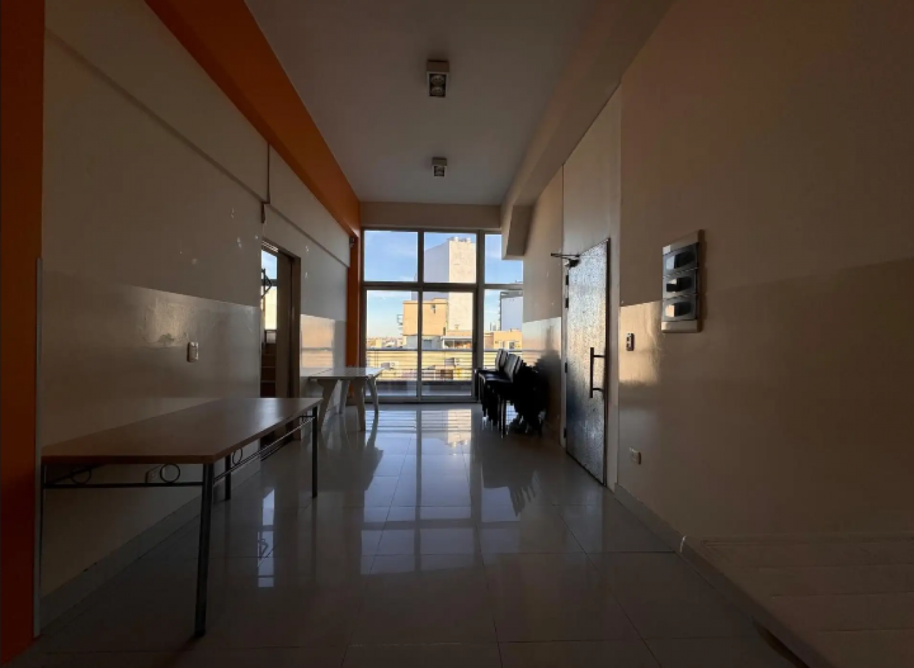 Se vende un 2 ambientes con cochera edificio con amenities