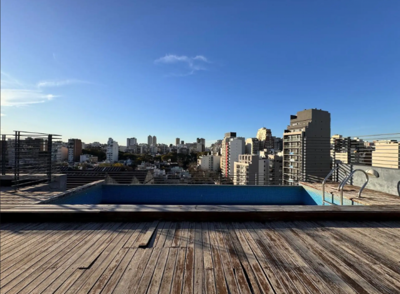 Se vende un 2 ambientes con cochera edificio con amenities