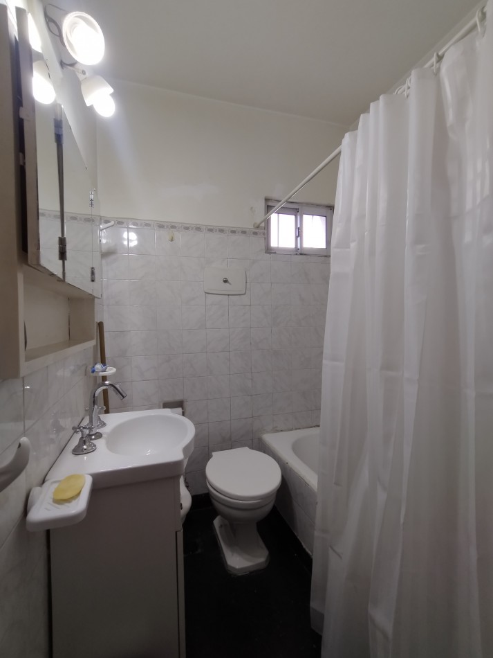 Se vende un departamento de 2 ambientes, APTO CREDITO - Boedo