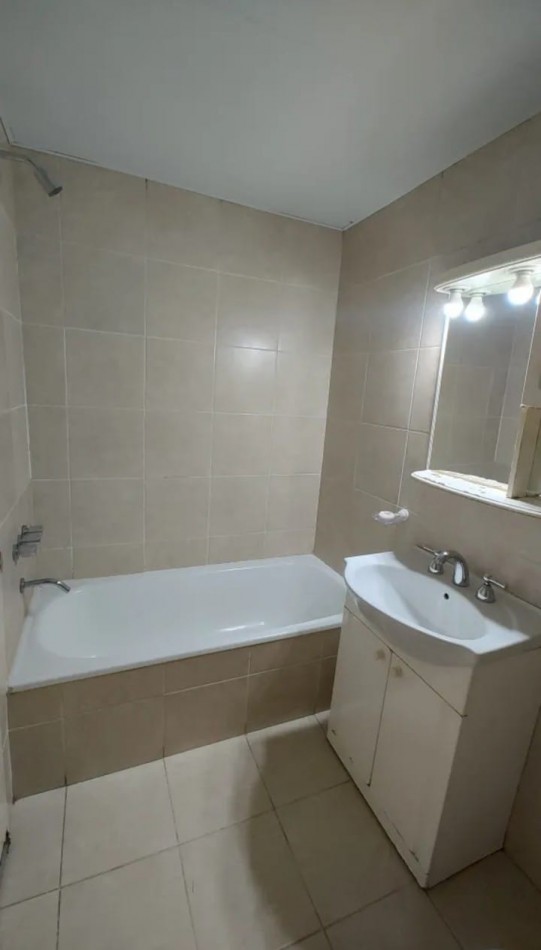Se vende un espectacular departamento monoambiente divisible con balcon