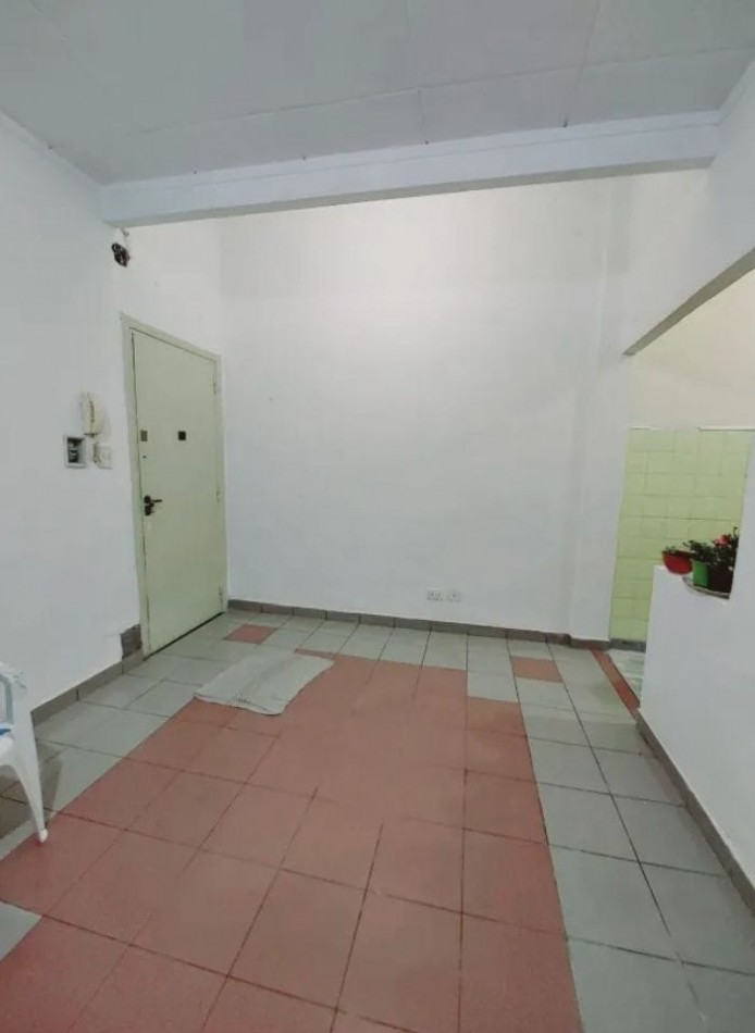 Se vende un departamento en PH de 3 ambientes - San Cristobal