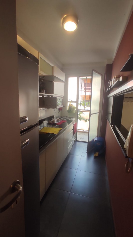 Se alquila un departamento de 2 ambientes amoblado