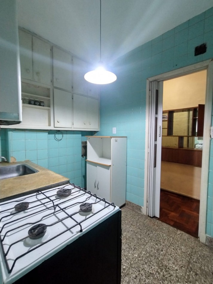 Se vende un departamento de 2 ambientes en - Monserrat