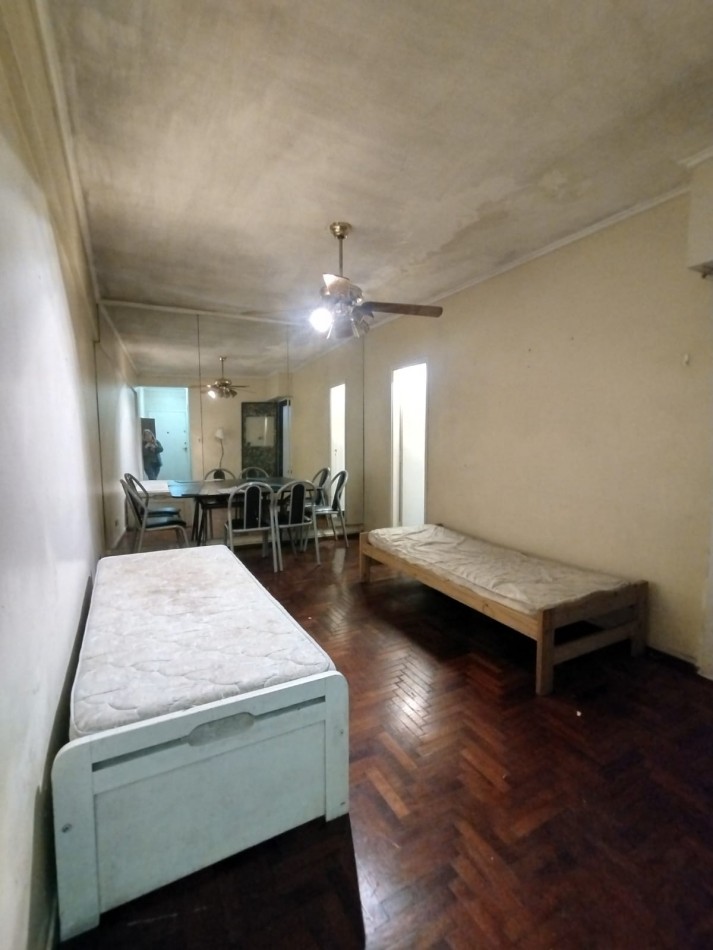 Se vende un departamento de 2 ambientes en - Monserrat