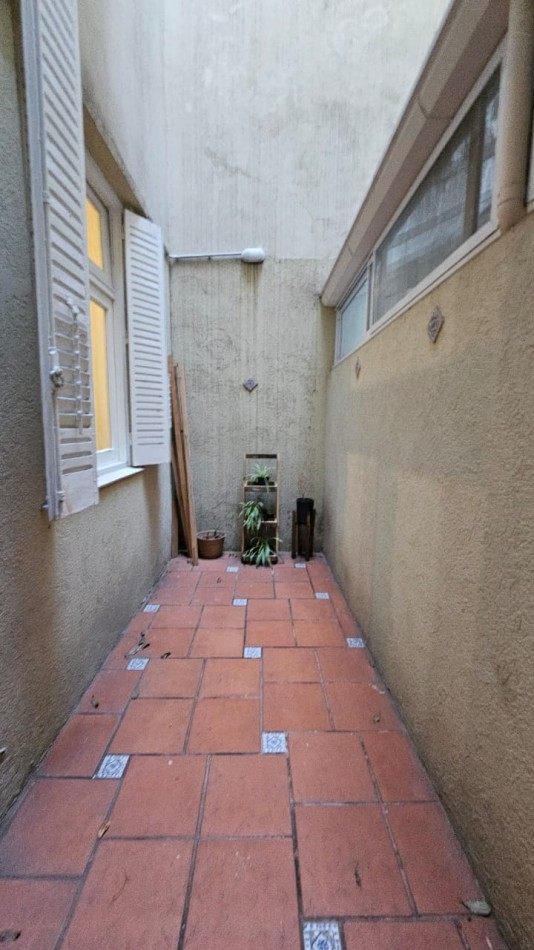 Se alquila un departamento de 2 ambientes amoblado con patio - Palermo