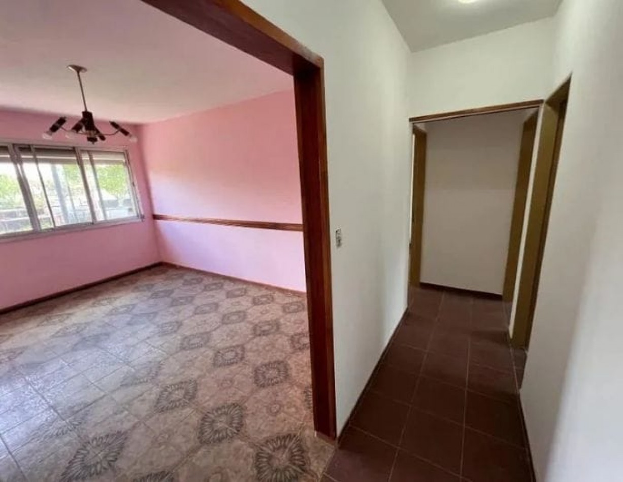 Se vende un departamento de 3 ambientes - Parque Avellaneda