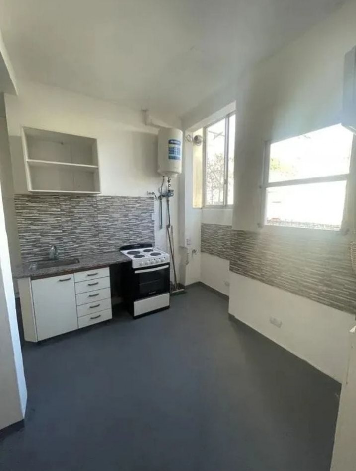 Se vende un departamento de 3 ambientes