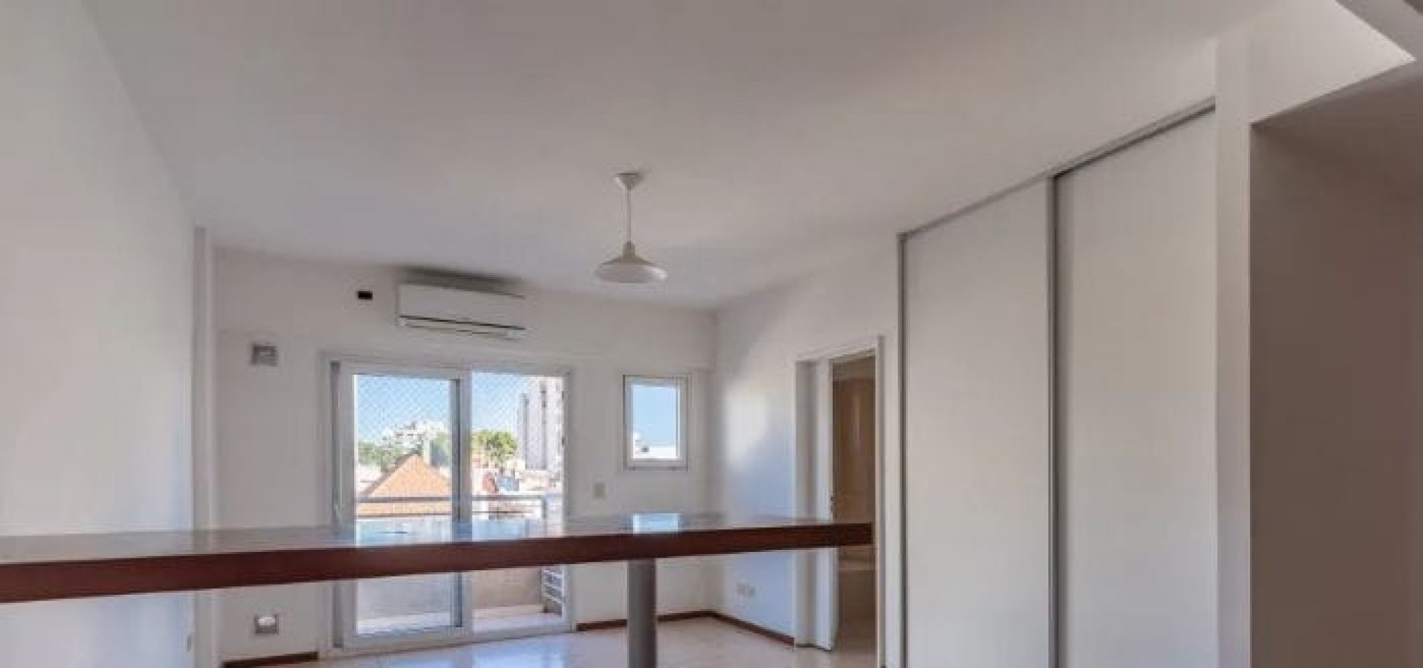 Se vende un hermoso monoambiente con balcon