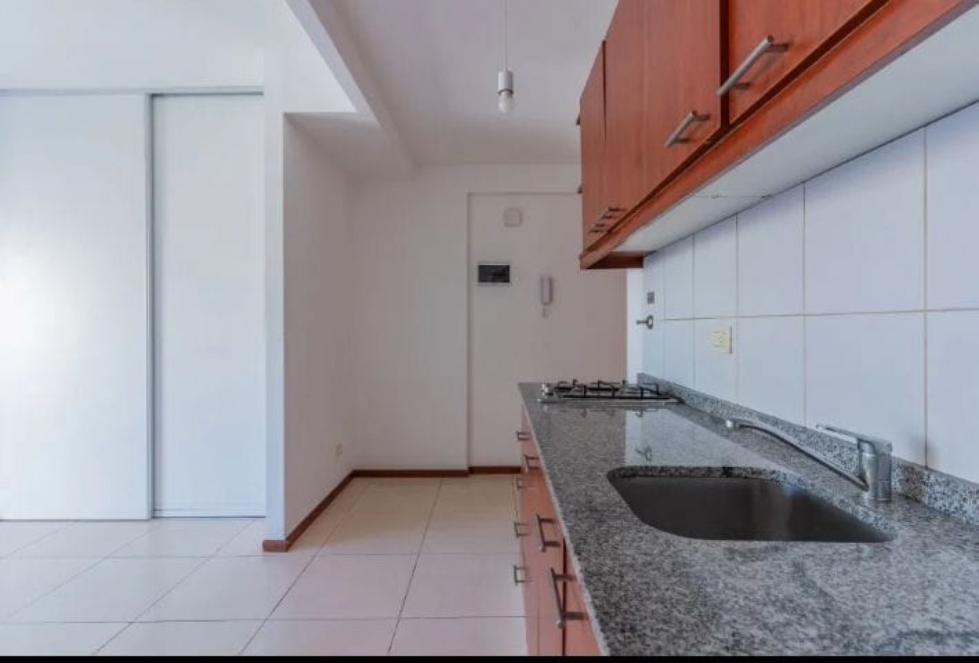 Se vende un hermoso monoambiente con balcon