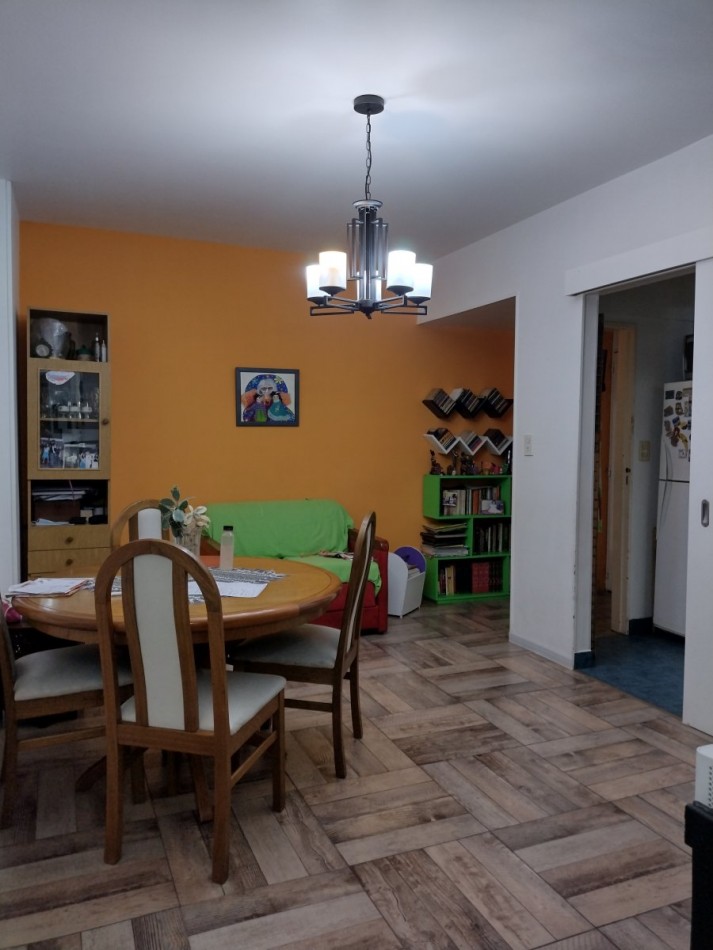 Se vende un departamento de 2 ambientes con patio - Boedo