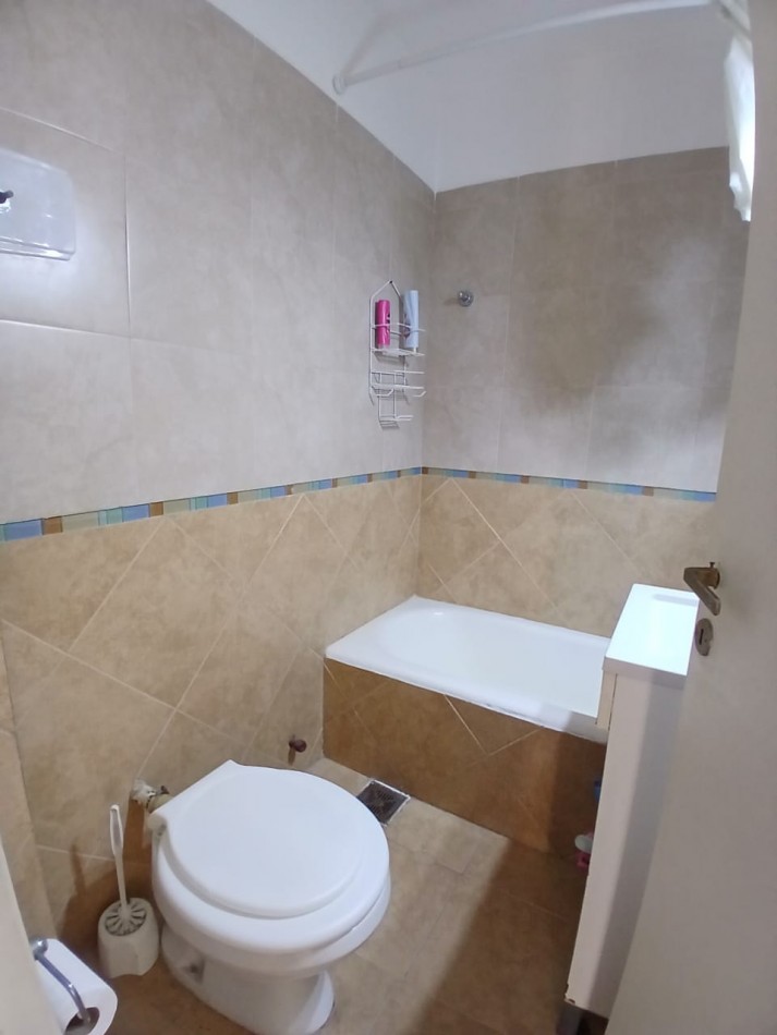 Oportunidad! Se vende un departamento de 2 ambientes super luminoso - Floresta