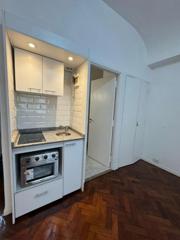 Se vende un departamento monoambiente - Recoleta