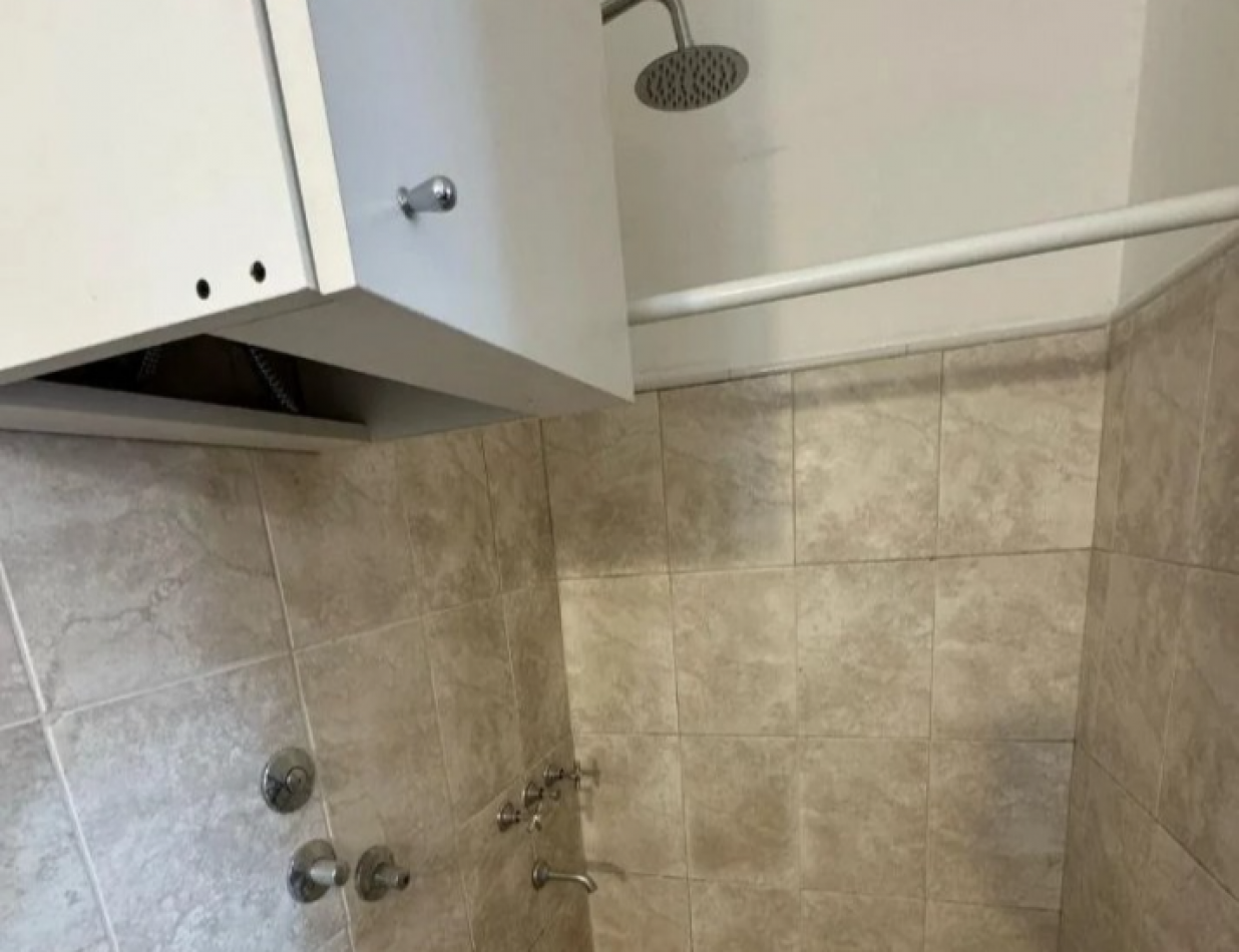 Se vende un departamento monoambiente - Recoleta