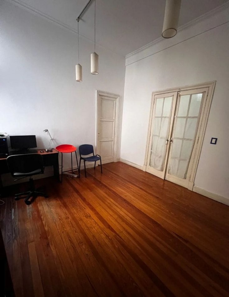 Se vende un departamento de 4 ambientes - Balvanera