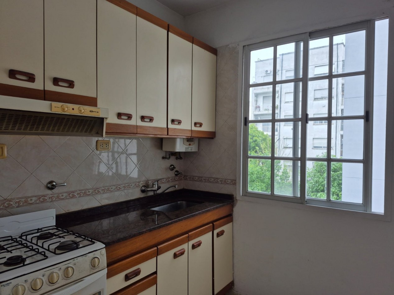Se alquila un departamento de 2 ambientes - Barracas