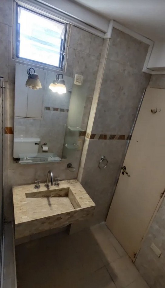 Se vende un departamanto de 2 ambientes luminoso - Parque Patricios