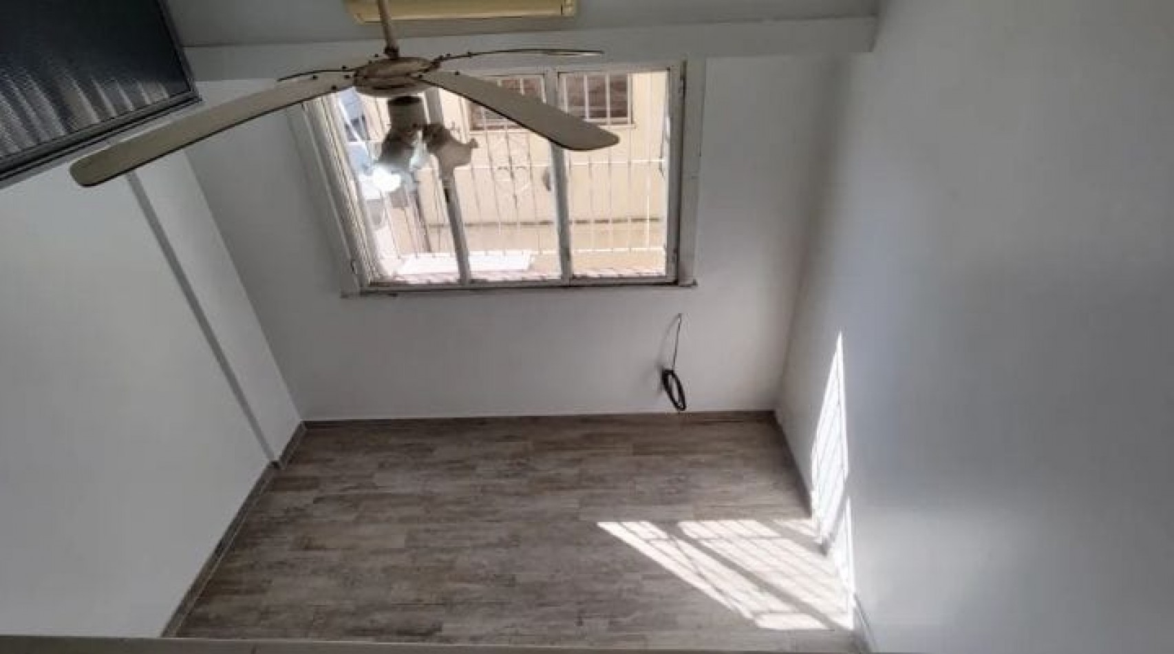 Se vende un departamanto de 2 ambientes luminoso - Parque Patricios