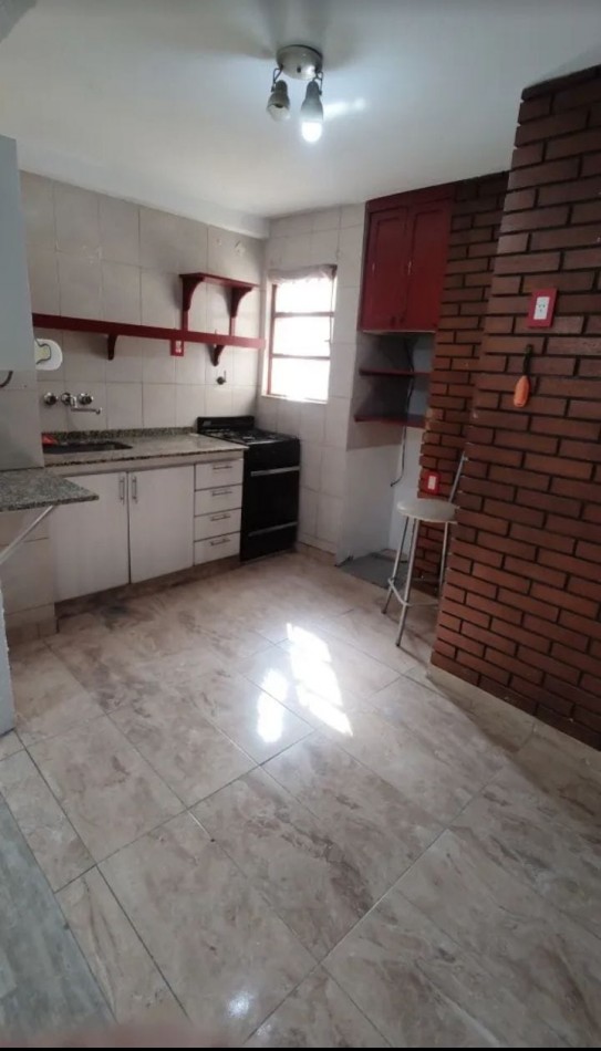 Se vende un departamanto de 2 ambientes luminoso - Parque Patricios