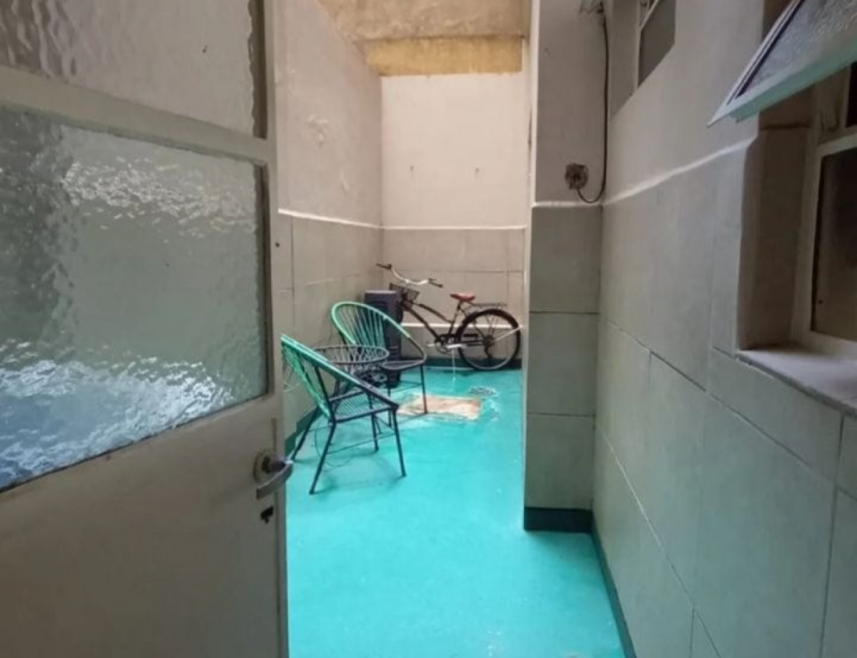 Se vende un hermoso departamento de 2 ambientes, luminoso con patio - Apto Credito