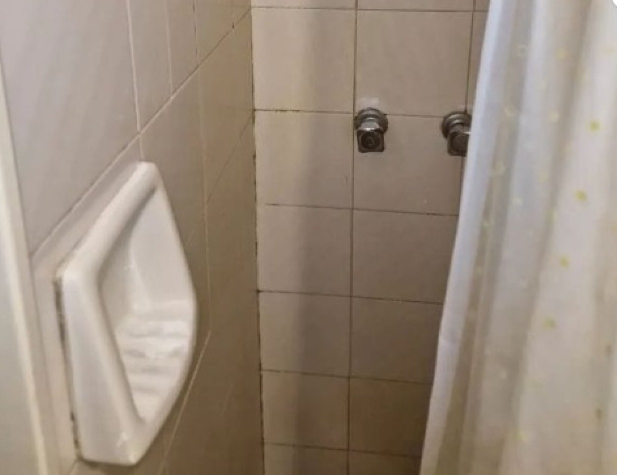 Se vende un departamento monoambiente con cochera - Recoleta