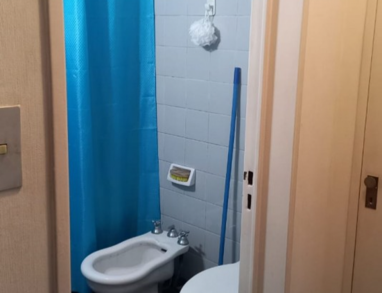 Se vende un departamento monoambiente con balcon al frente - Almagro