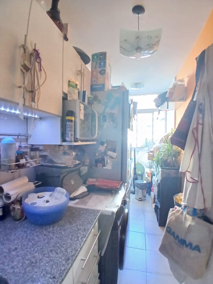 Se vende un hermoso departamento monoambiente con balcon, luminoso.