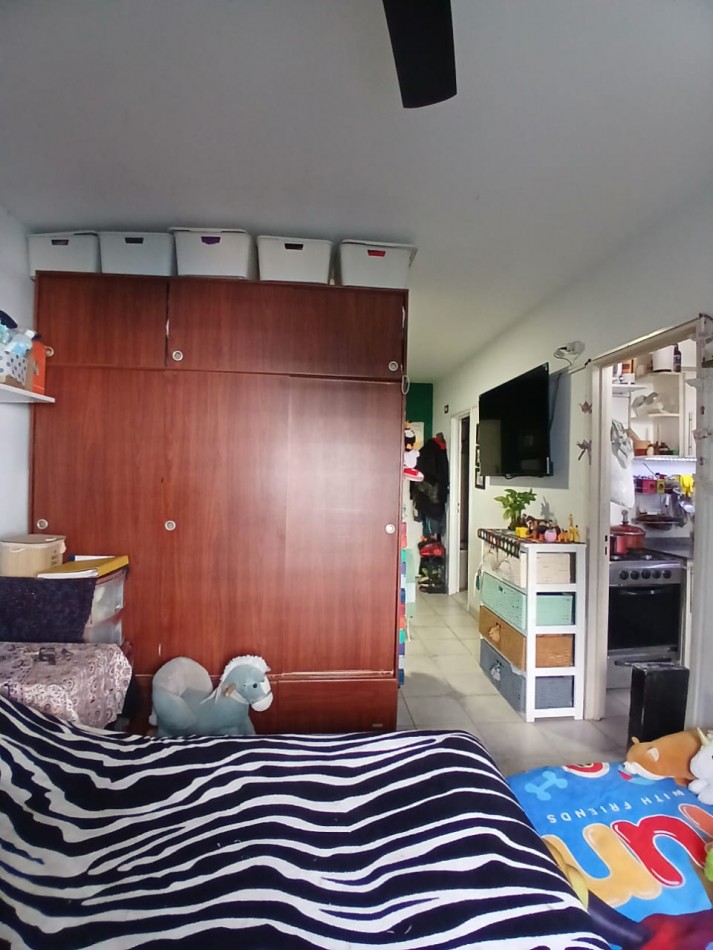 Se vende un hermoso departamento monoambiente con balcon, luminoso.