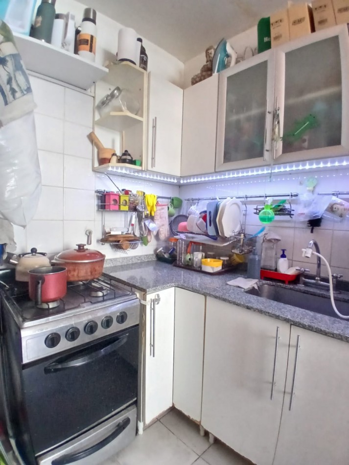 Se vende un hermoso departamento monoambiente con balcon, luminoso.