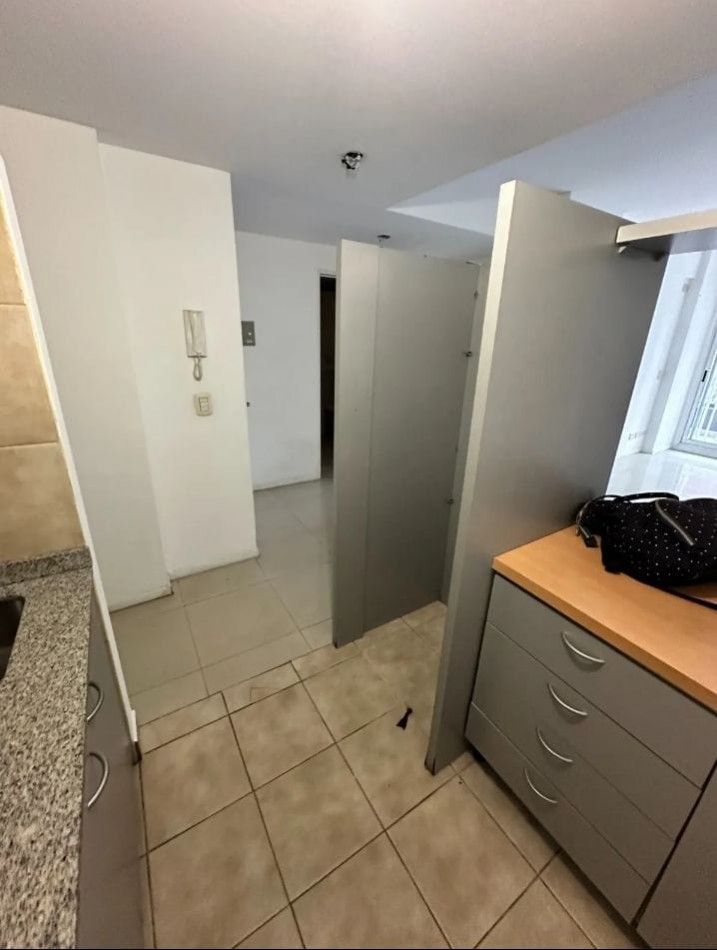 Se vende un espectacular departamento, de 2 ambientes amplio con balcon - Almagro