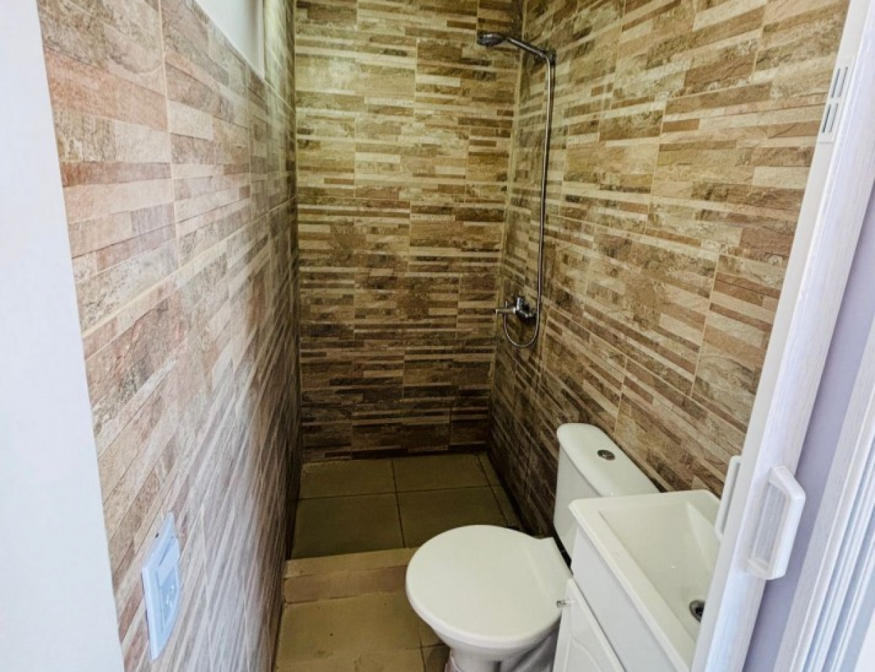 Se vende un departamento monoambiente refaccionado a nuevo. Balvanera