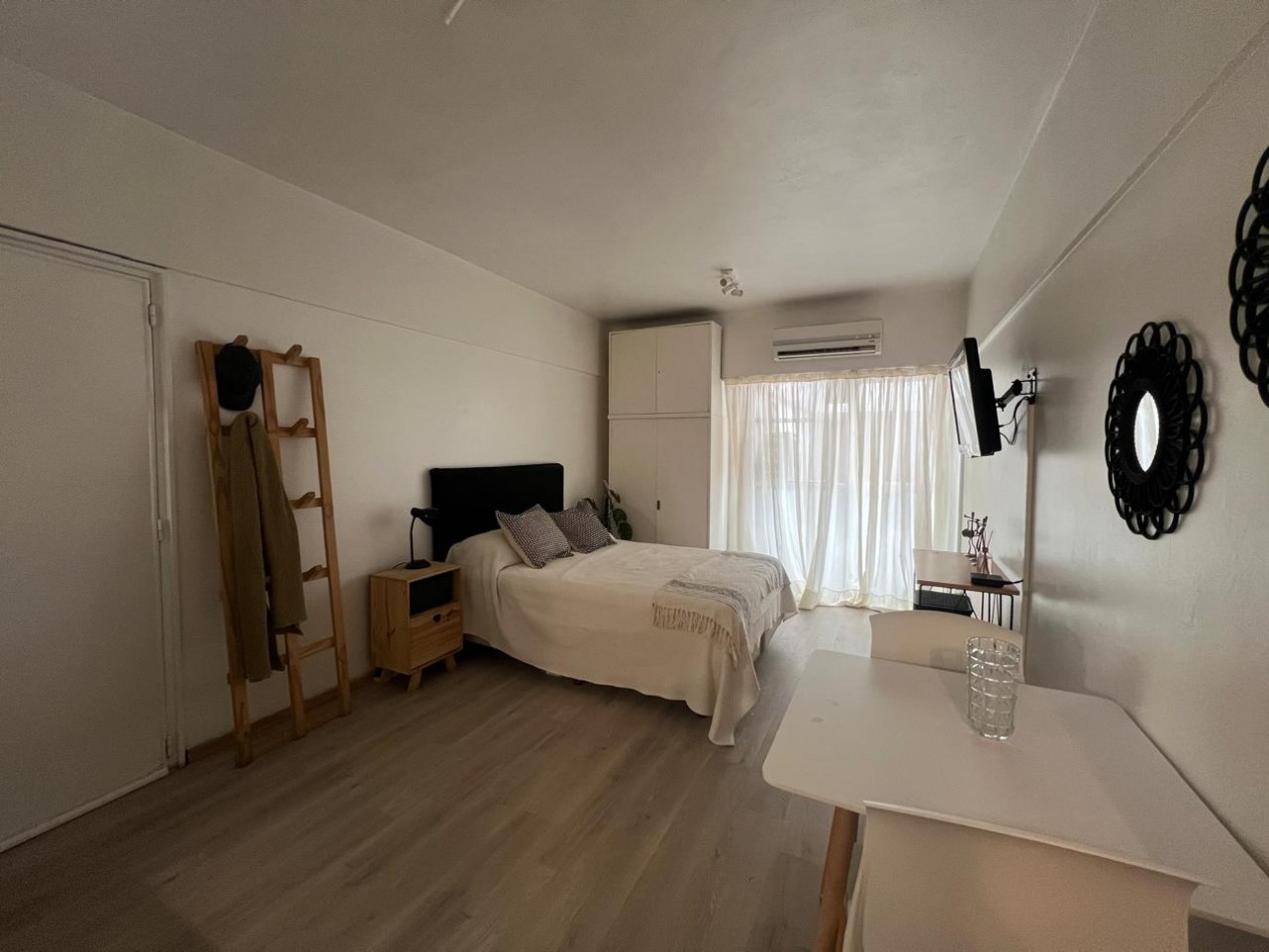 Se alquila un departamento monoambiente amoblado - Recoleta