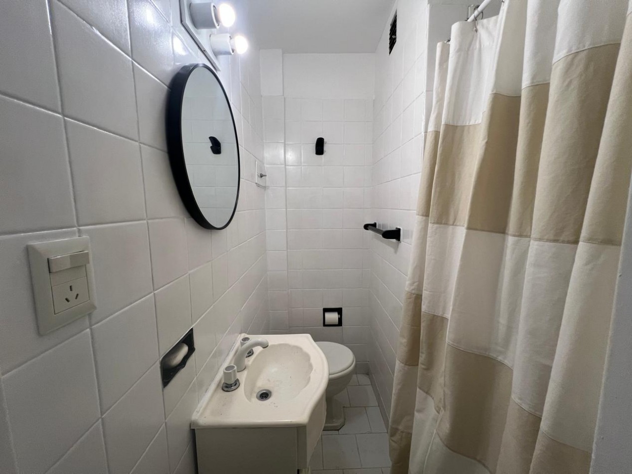 Se alquila un departamento monoambiente amoblado - Recoleta