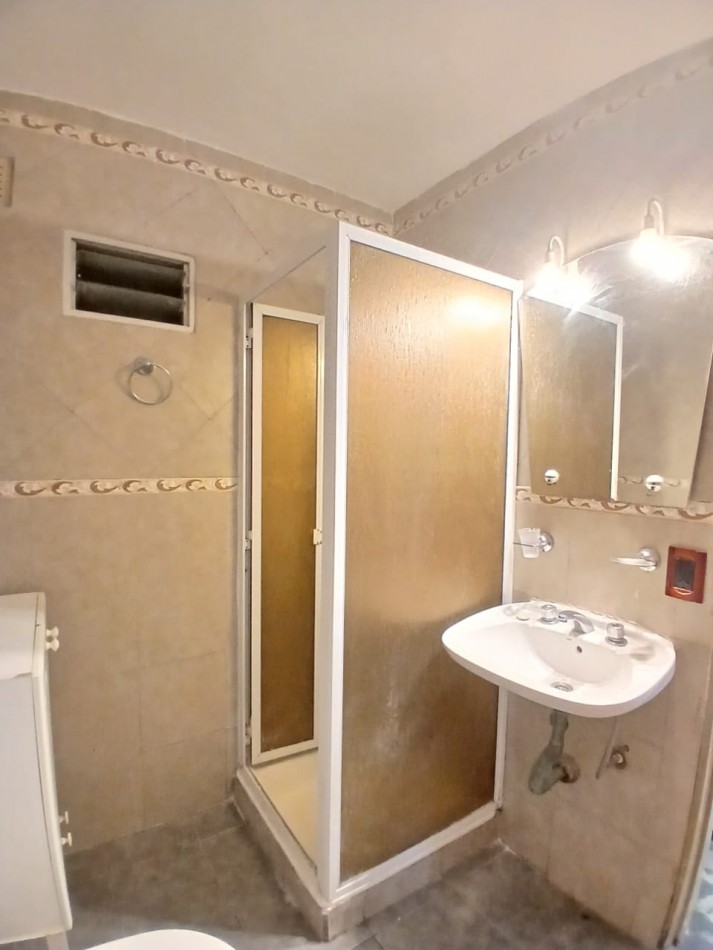 Se vende un departamento de 3 ambientes al frente - Almagro