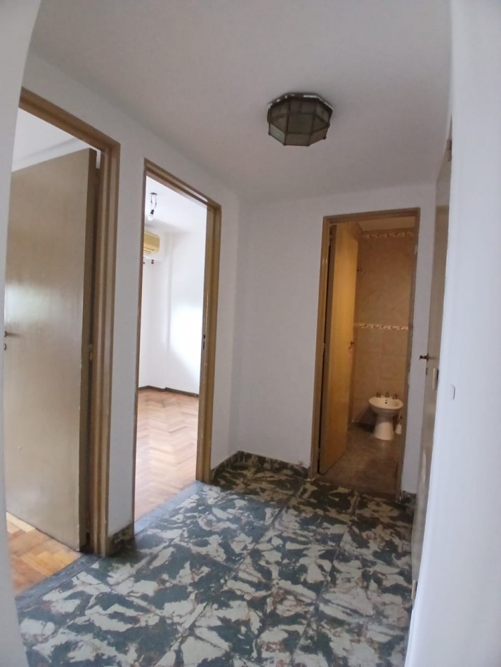 Se vende un departamento de 3 ambientes al frente - Almagro