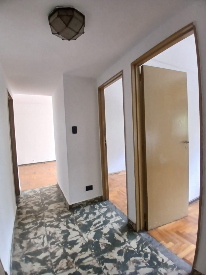 Se vende un departamento de 3 ambientes al frente - Almagro