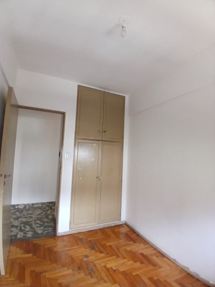 Se vende un departamento de 3 ambientes al frente - Almagro