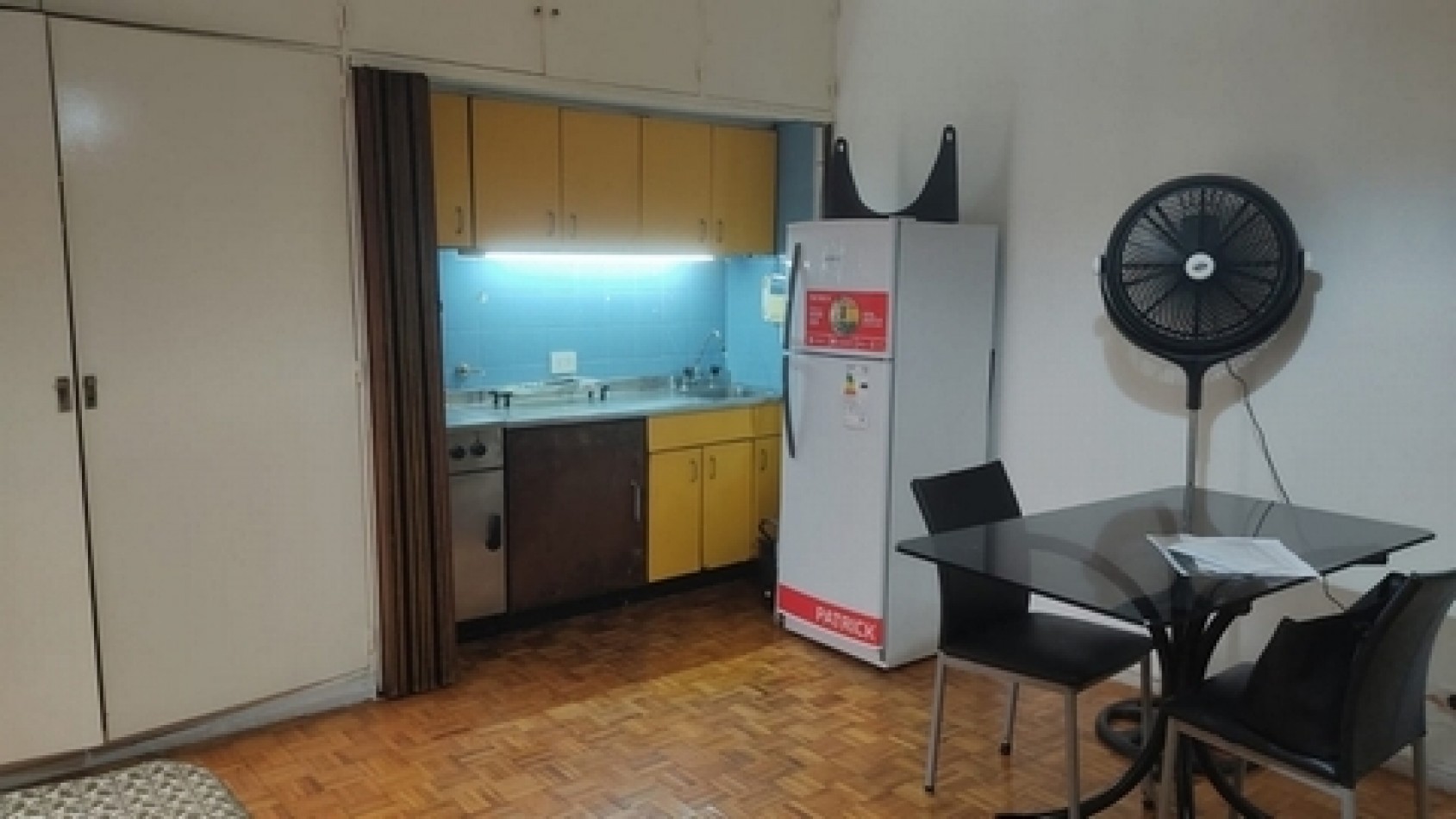 Se alquila un departamento monoambiente, amoblado