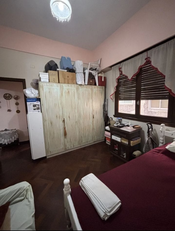 Se vende un hermoso departamento de 3 ambientes con balcon - Balvanera