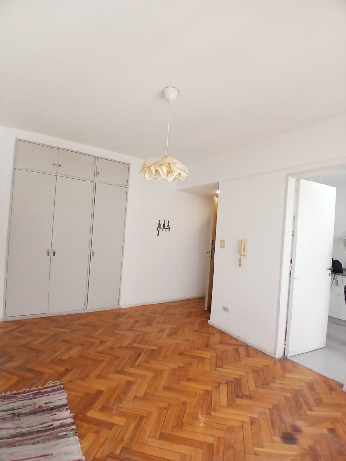 Se vende un departamento de 2 ambientes luminoso - Balvanera