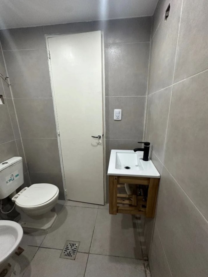 Se vende un departamento monoambiente amplio - San Telmo