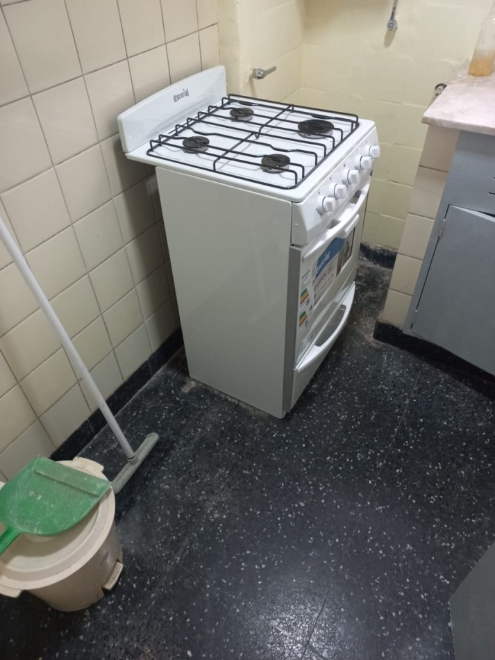 Se vende un agradable departamento monoambiente luminoso - San Cristobal