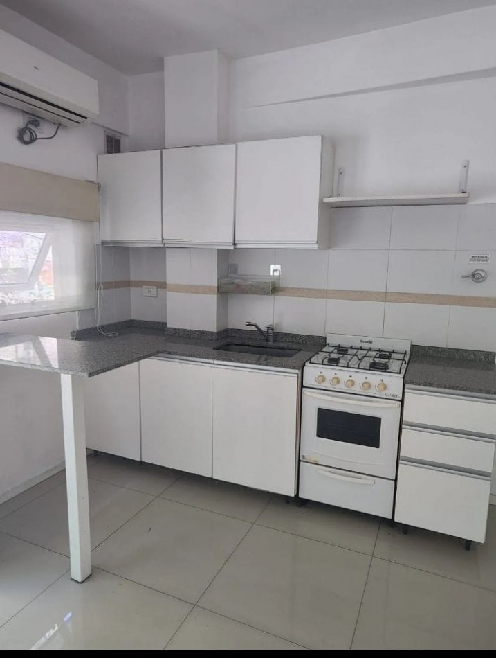 Se vende un excelente monoambiente con balcon - Villa Crespo