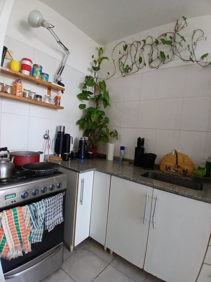 Se vende un espectacular departamento monoambiente con balcon al frente